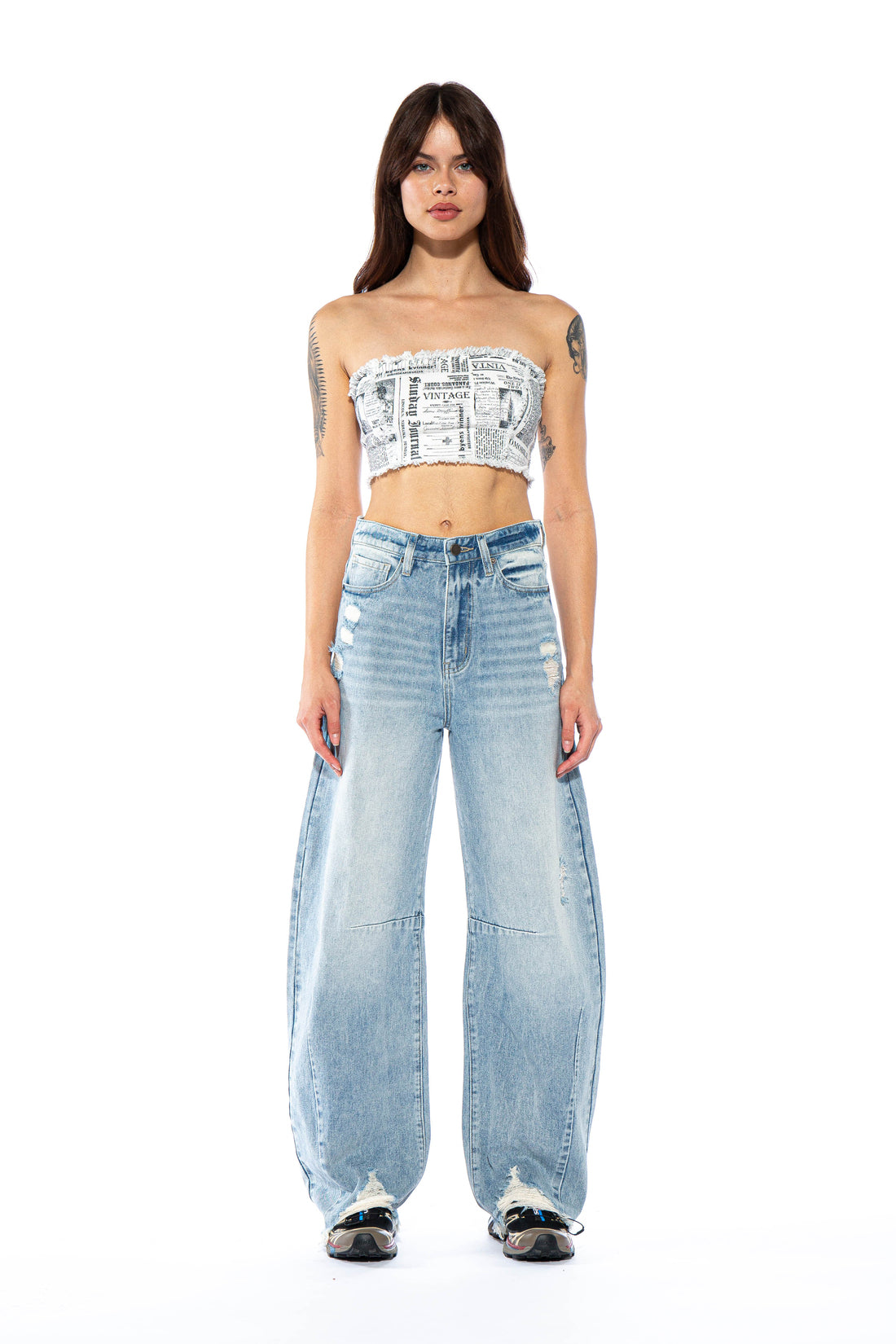 Ripped Frayed Hem Barrel Jean