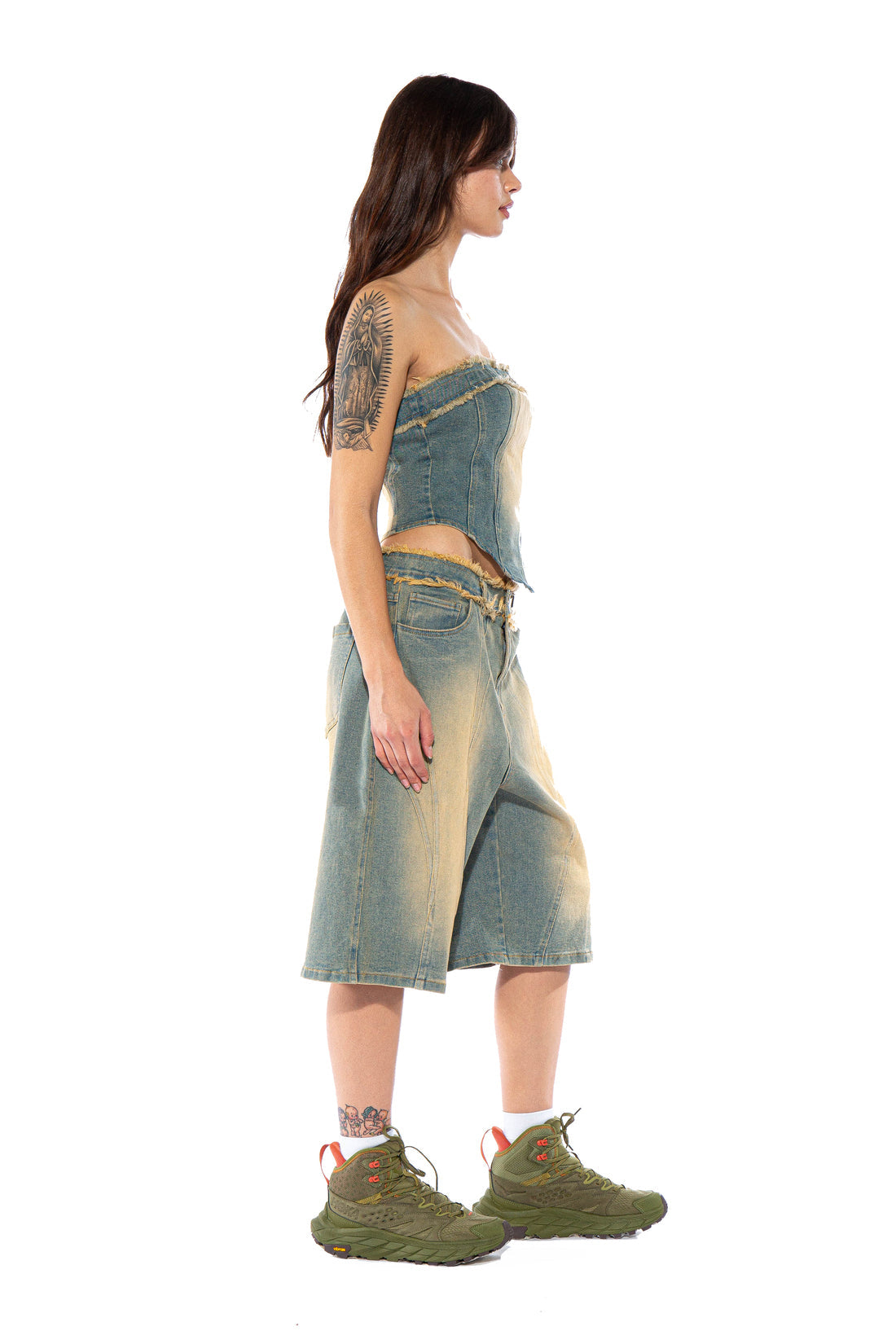 Vintage Wash Frayed Bermuda Jorts