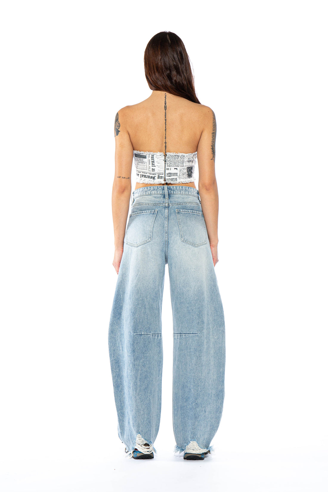 Ripped Frayed Hem Barrel Jean